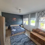 Casa vacanze евита - град *