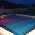 евита - град *